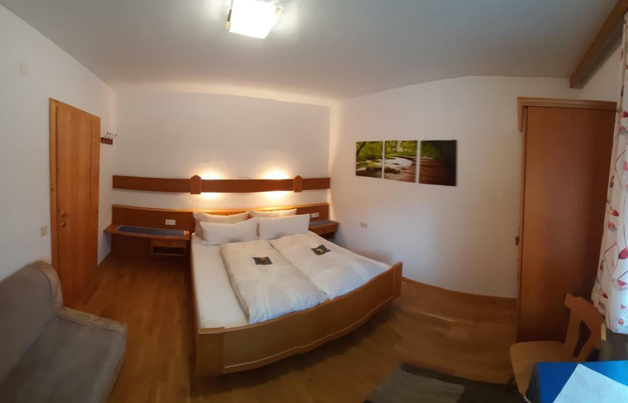 Ferienwohnung Christina Gundolf Wenns Exteriör bild